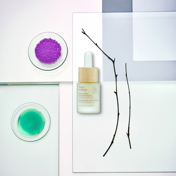 Epigeniva Piqué tonifiant Energizing Eye Contour Serum – bottle flat on layout