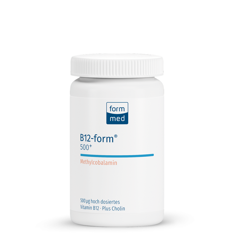 Bottle of B12-form supplement with 'form med' branding on a transparent background